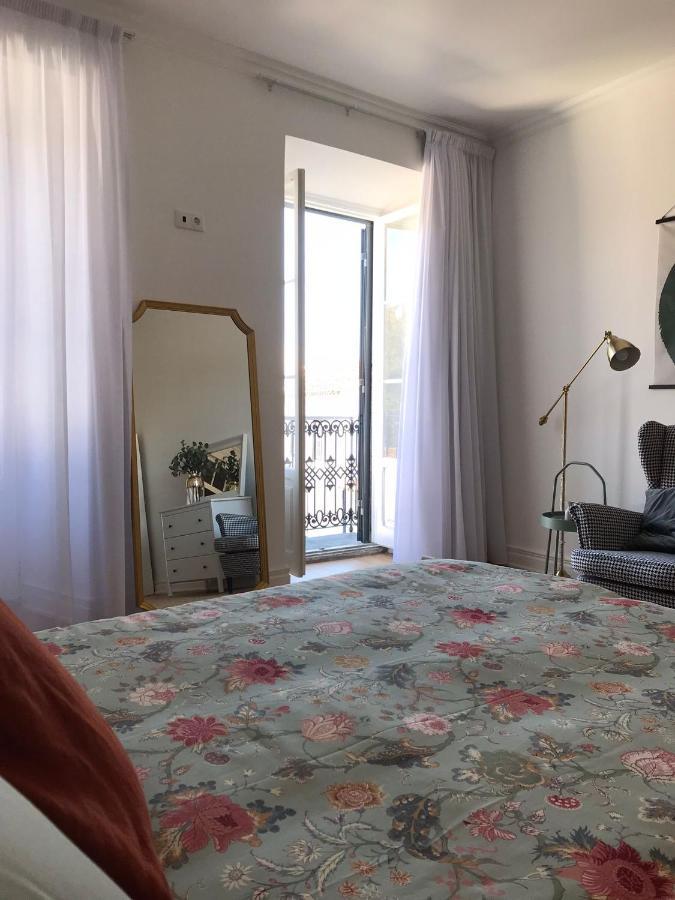 Santo Cristo Apartments 蓬塔德尔加达 外观 照片