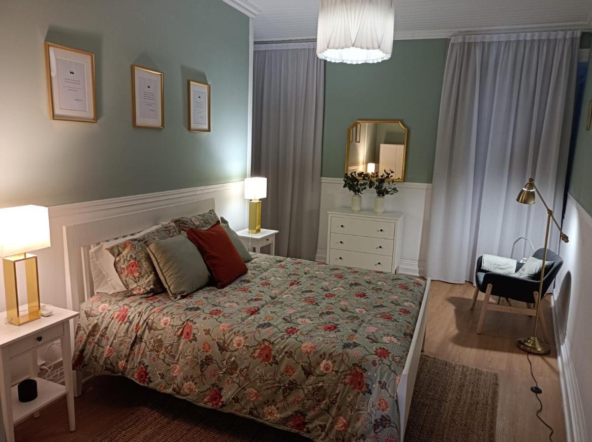 Santo Cristo Apartments 蓬塔德尔加达 外观 照片